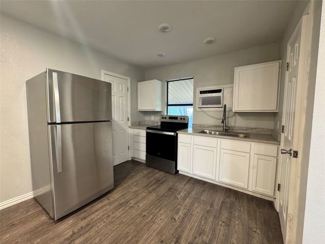 4225 Sue Court, Lake Worth, TX 76135