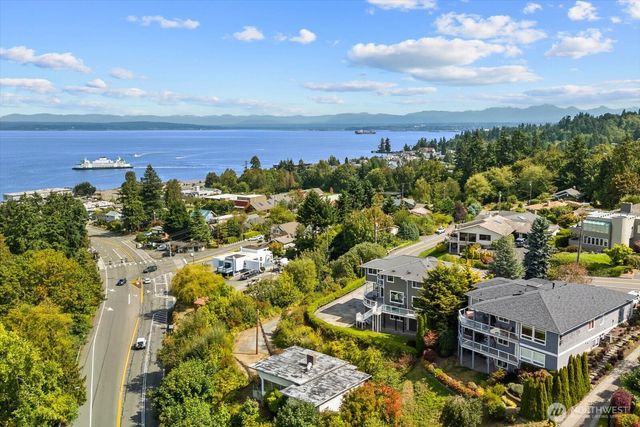 603 Washington Avenue, Mukilteo, WA 98275