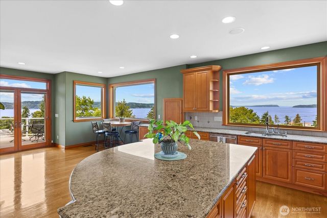 603 Washington Avenue, Mukilteo, WA 98275