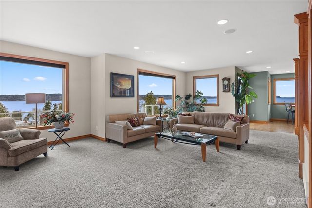 603 Washington Avenue, Mukilteo, WA 98275