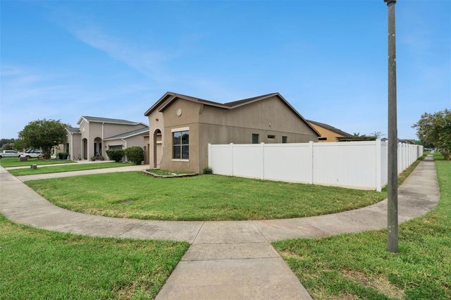 4882 ASHURST STREET, Kissimmee, FL 34758