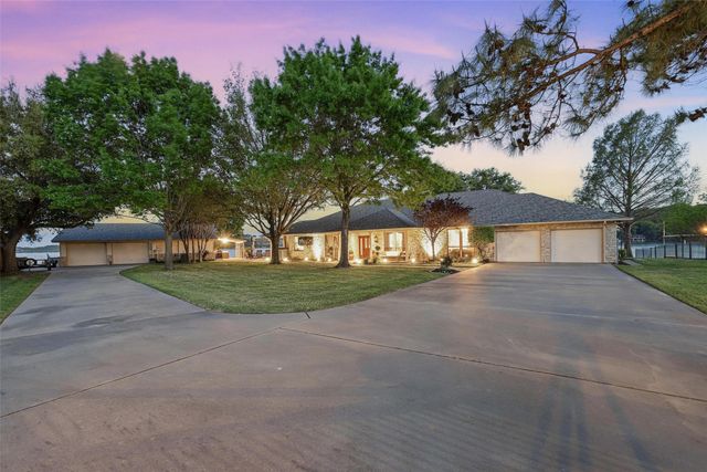 3336 Midway Court, Granbury, TX 76049