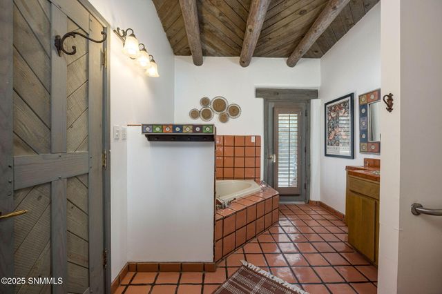 3044 Snow Road, Las Cruces, NM 88005