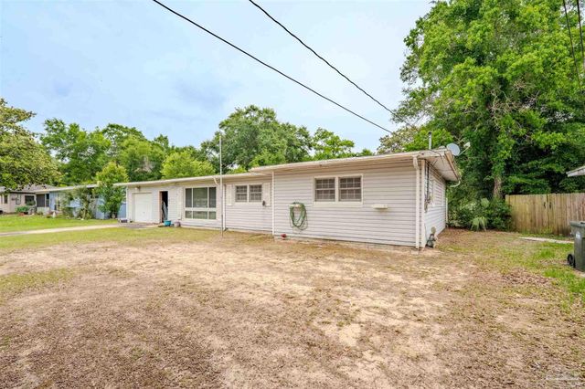 26 Adkinson Dr, Pensacola, FL 32506