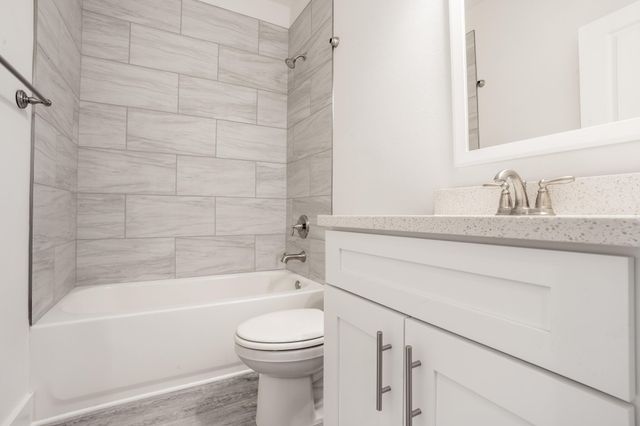 139 Date Palm Lane, Freeport, FL 32439