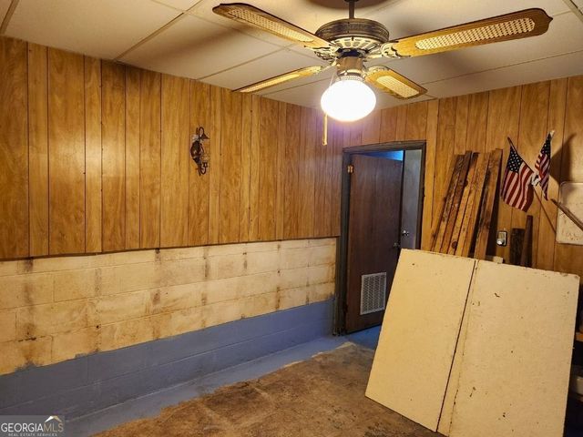 948 Martin Street, Summerville, GA 30747