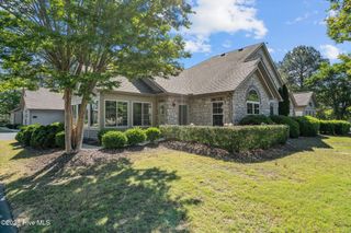 116 W Chelsea Court, Southern Pines, NC 28387