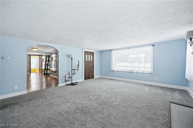 4136 State Route 7, Burghill, OH 44404