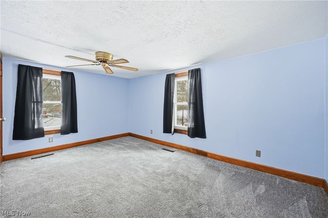 4136 State Route 7, Burghill, OH 44404