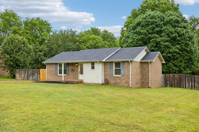 4611 Mandy Ln, Murfreesboro, TN 37129