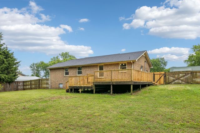 4611 Mandy Ln, Murfreesboro, TN 37129