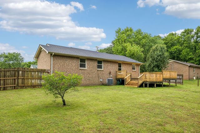 4611 Mandy Ln, Murfreesboro, TN 37129