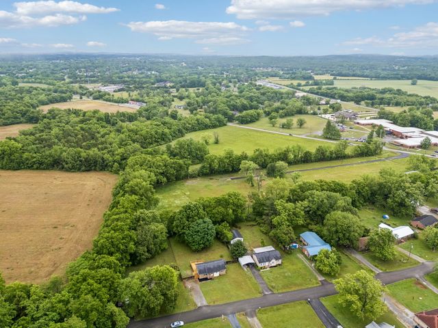 4611 Mandy Ln, Murfreesboro, TN 37129