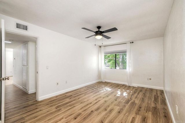 371 N Melrose Drive D, Vista, CA 92083