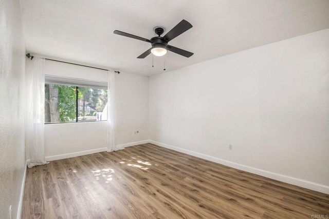 371 N Melrose Drive D, Vista, CA 92083