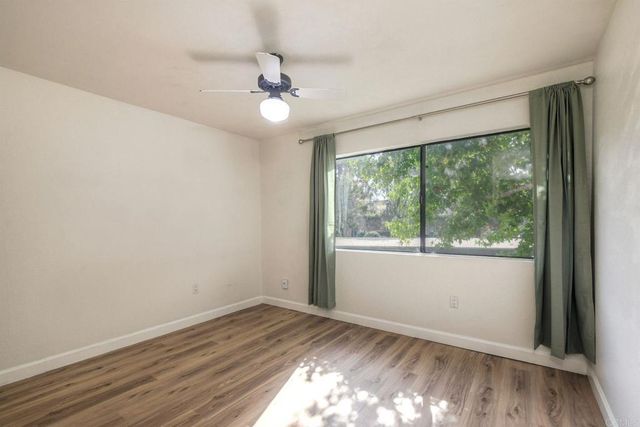 371 N Melrose Drive D, Vista, CA 92083