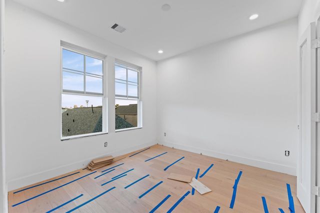 813A Lawrence Street, Houston, TX 77007