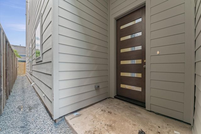 813A Lawrence Street, Houston, TX 77007