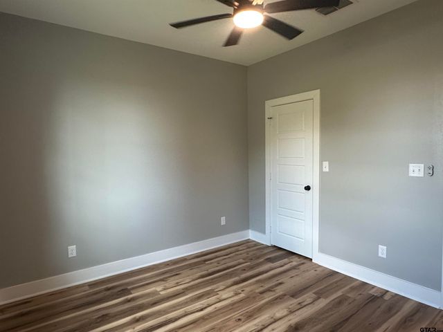 1002 E Main St, Whitehouse, TX 75791