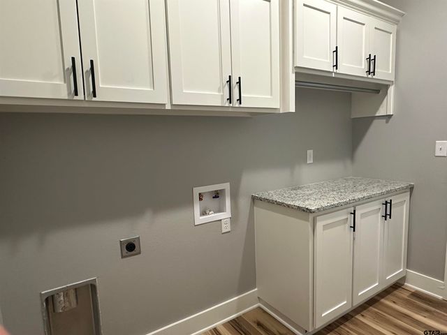 1002 E Main St, Whitehouse, TX 75791