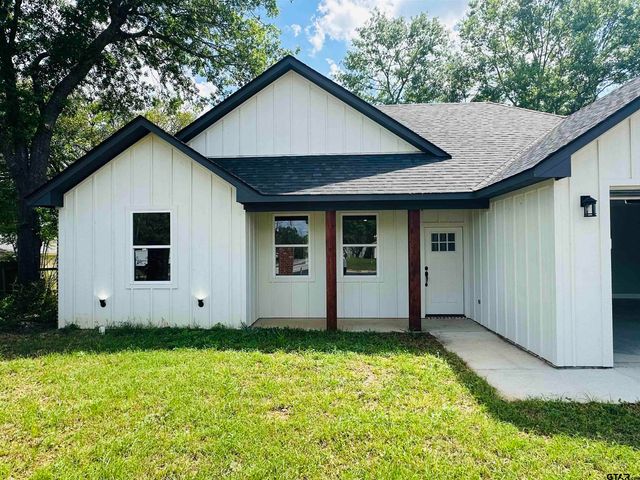 1002 E Main St, Whitehouse, TX 75791