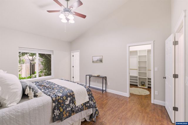 338 NW Foxglove St, Dallas, OR 97338