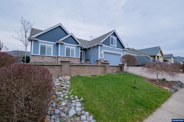 338 NW Foxglove St, Dallas, OR 97338