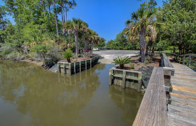 2636 Palmetto Hall Boulevard, Mount Pleasant, SC 29466