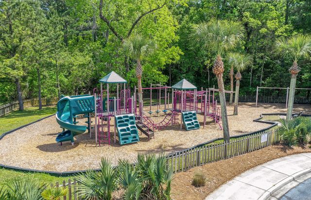 2636 Palmetto Hall Boulevard, Mount Pleasant, SC 29466
