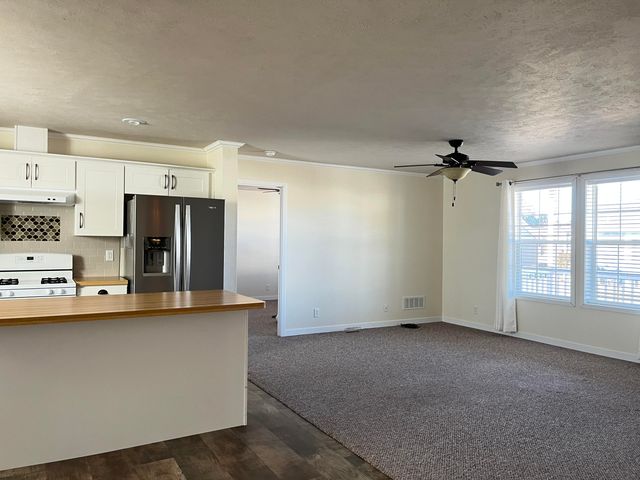 1320 Westwind Lane, Fremont, MI 49412