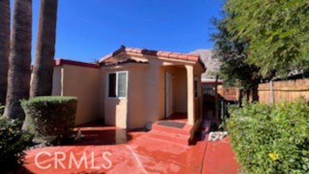583 Calle Abronia S A, Palm Springs, CA 92264