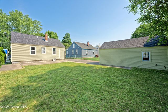 34 Highland Avenue, Colonie, NY 12205
