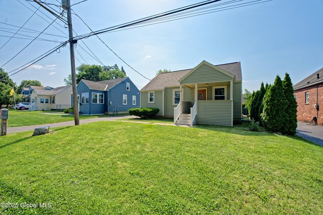 34 Highland Avenue, Colonie, NY 12205