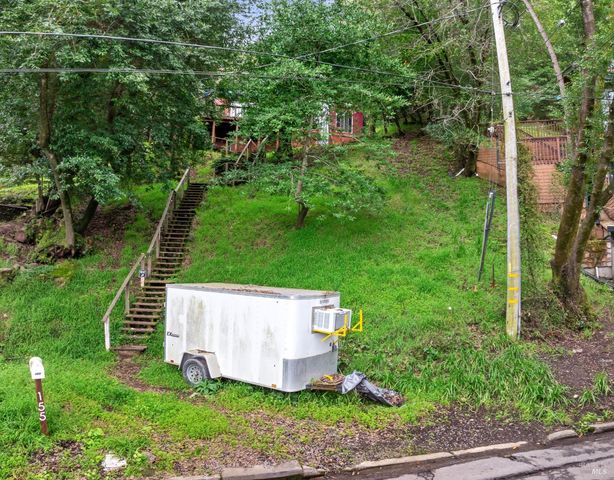 155 Forrest Ave, Fairfax, CA 94930