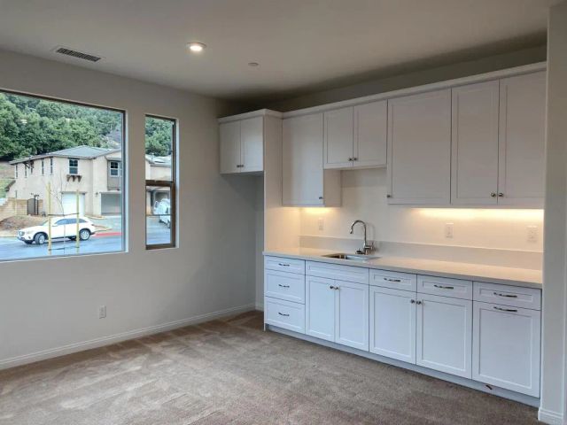 2362 East Lincoln Ave, Escondido, CA 92027