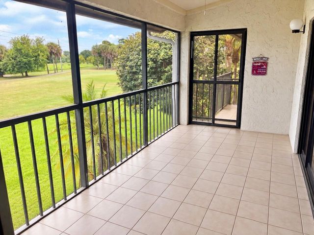 5150 S FOUNTAINS Drive S 211, Lake Worth, FL 33467