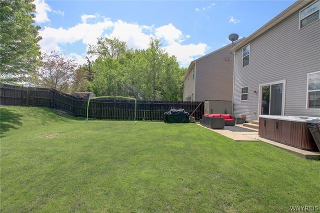13 Scooter Lane, Hamburg, NY 14075