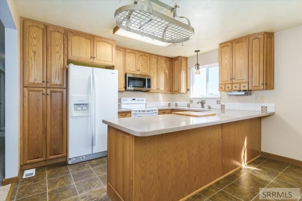 Image 10 of property listing at 1036 Camas Lane, Pocatello, ID 83204
