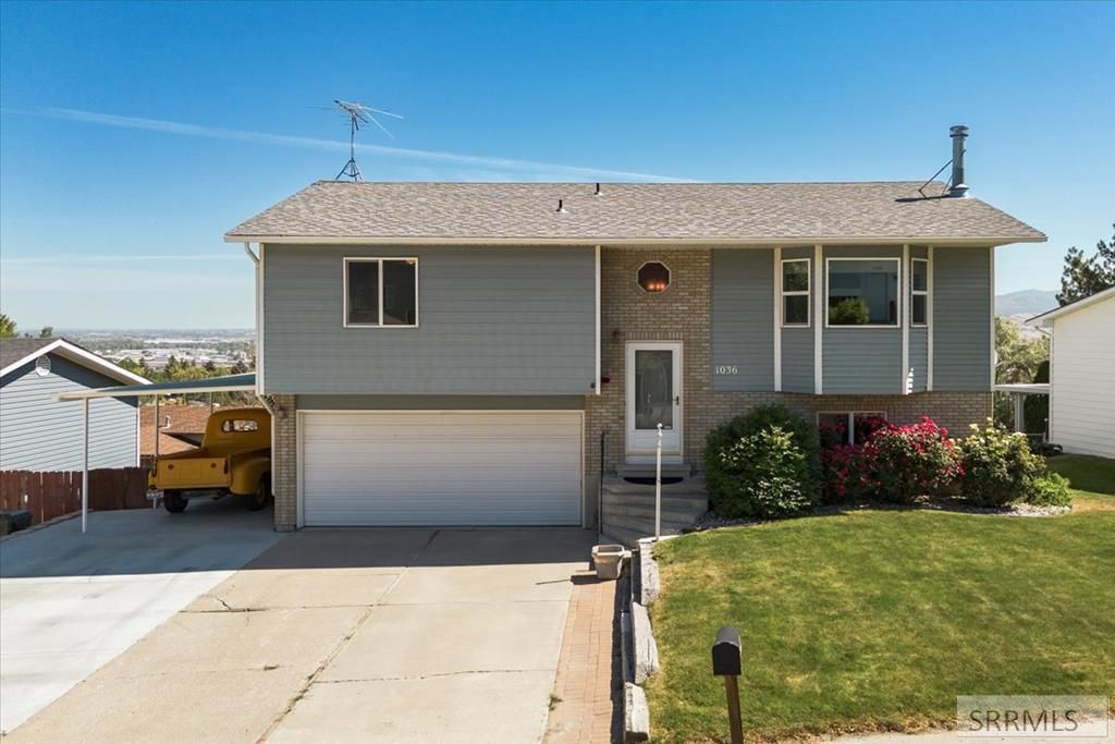 Image 2 of property listing at 1036 Camas Lane, Pocatello, ID 83204