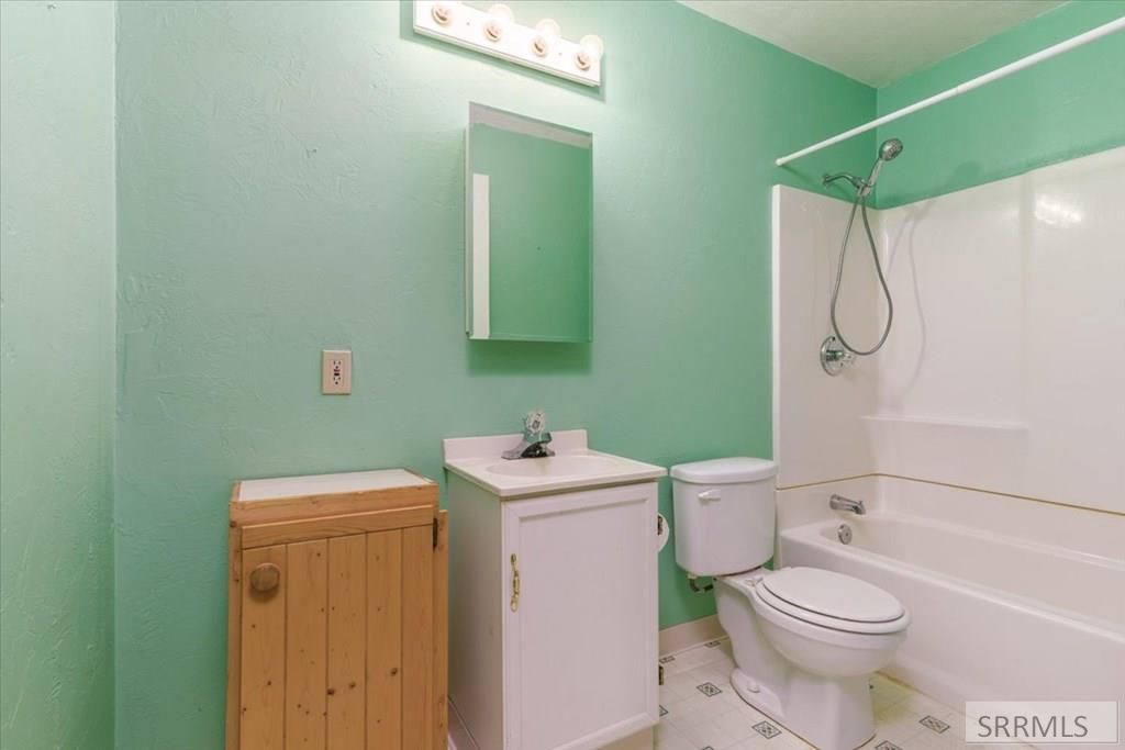 Image 23 of property listing at 1036 Camas Lane, Pocatello, ID 83204