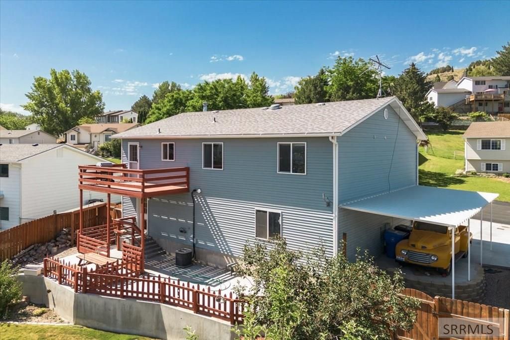 Image 5 of property listing at 1036 Camas Lane, Pocatello, ID 83204