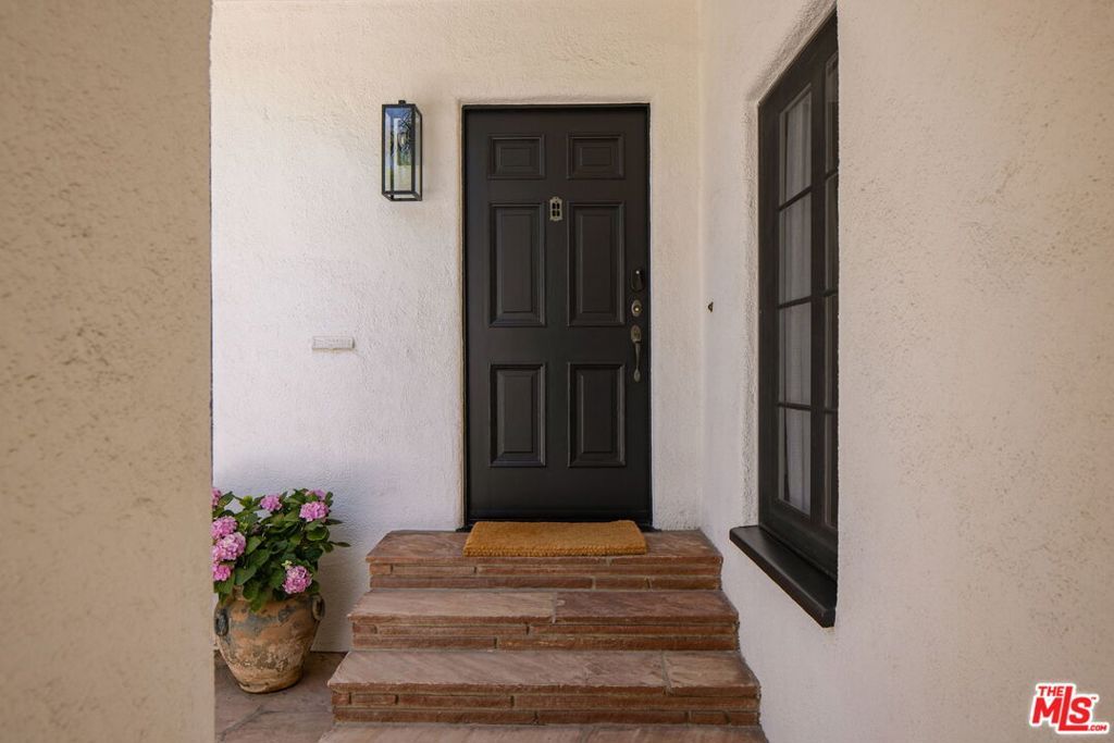 848 N Harper Avenue, Los Angeles, CA 90046 — photo 3