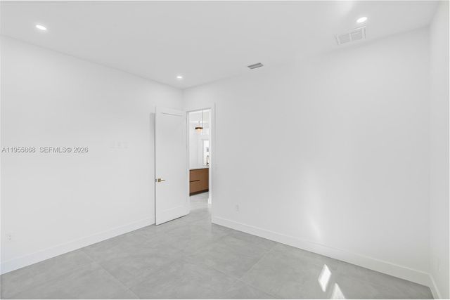 512 NW 35th PL, Cape Coral, FL 33993