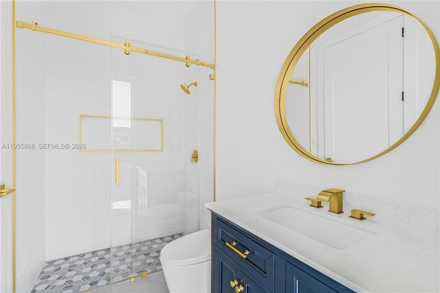 512 NW 35th PL, Cape Coral, FL 33993