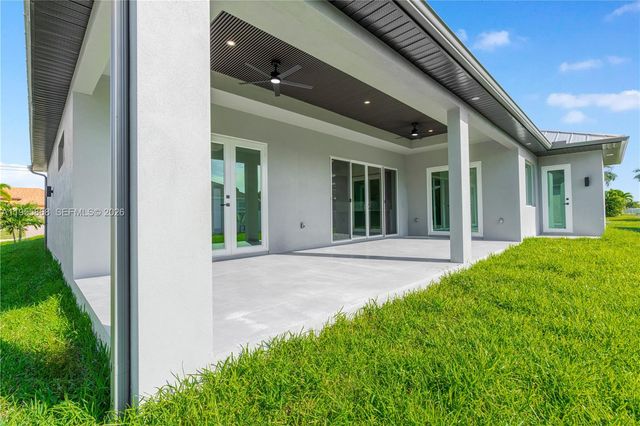 512 NW 35th PL, Cape Coral, FL 33993