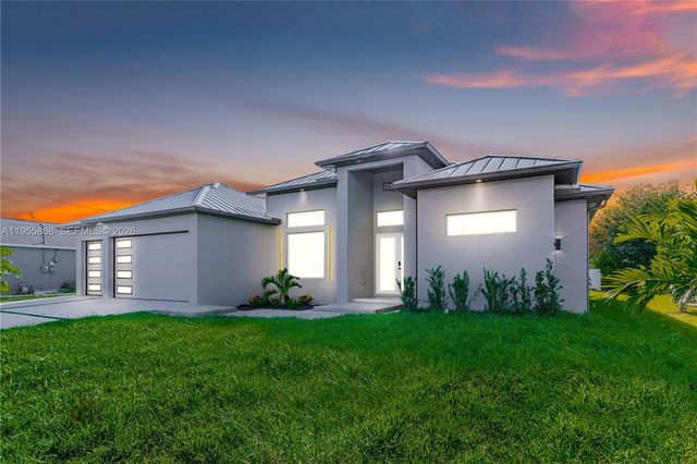 512 NW 35th PL, Cape Coral, FL 33993