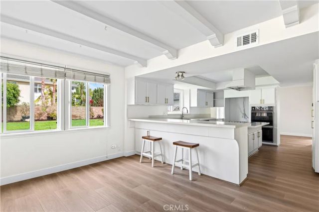 11731 Foster Road, Los Alamitos, CA 90720