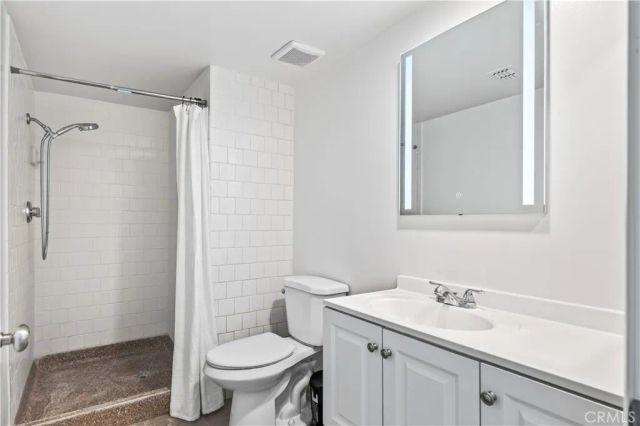 11731 Foster Road, Los Alamitos, CA 90720
