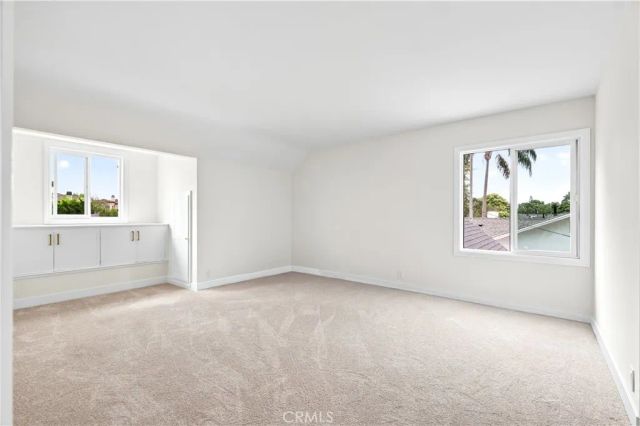 11731 Foster Road, Los Alamitos, CA 90720