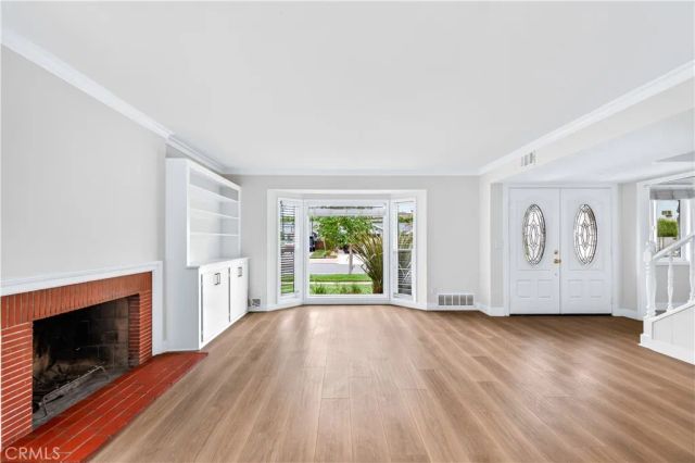 11731 Foster Road, Los Alamitos, CA 90720